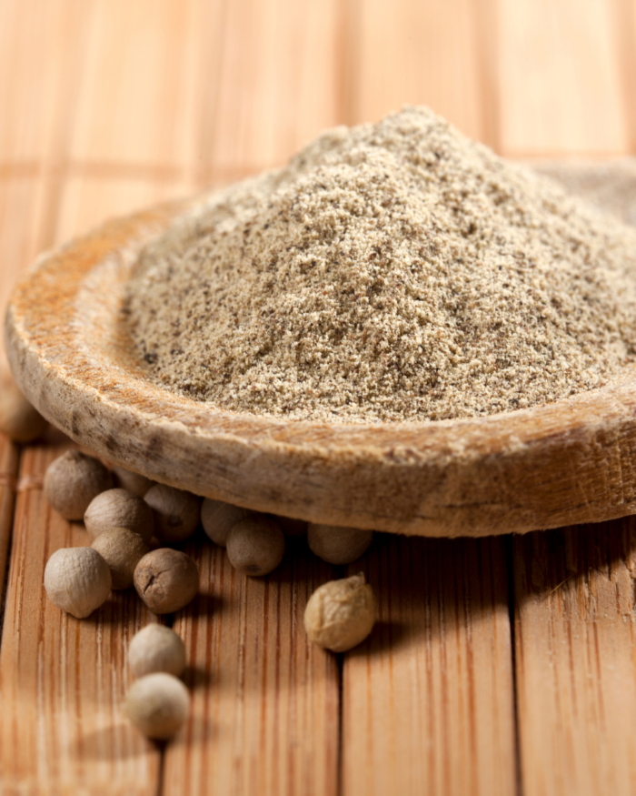 Pimienta blanca molida